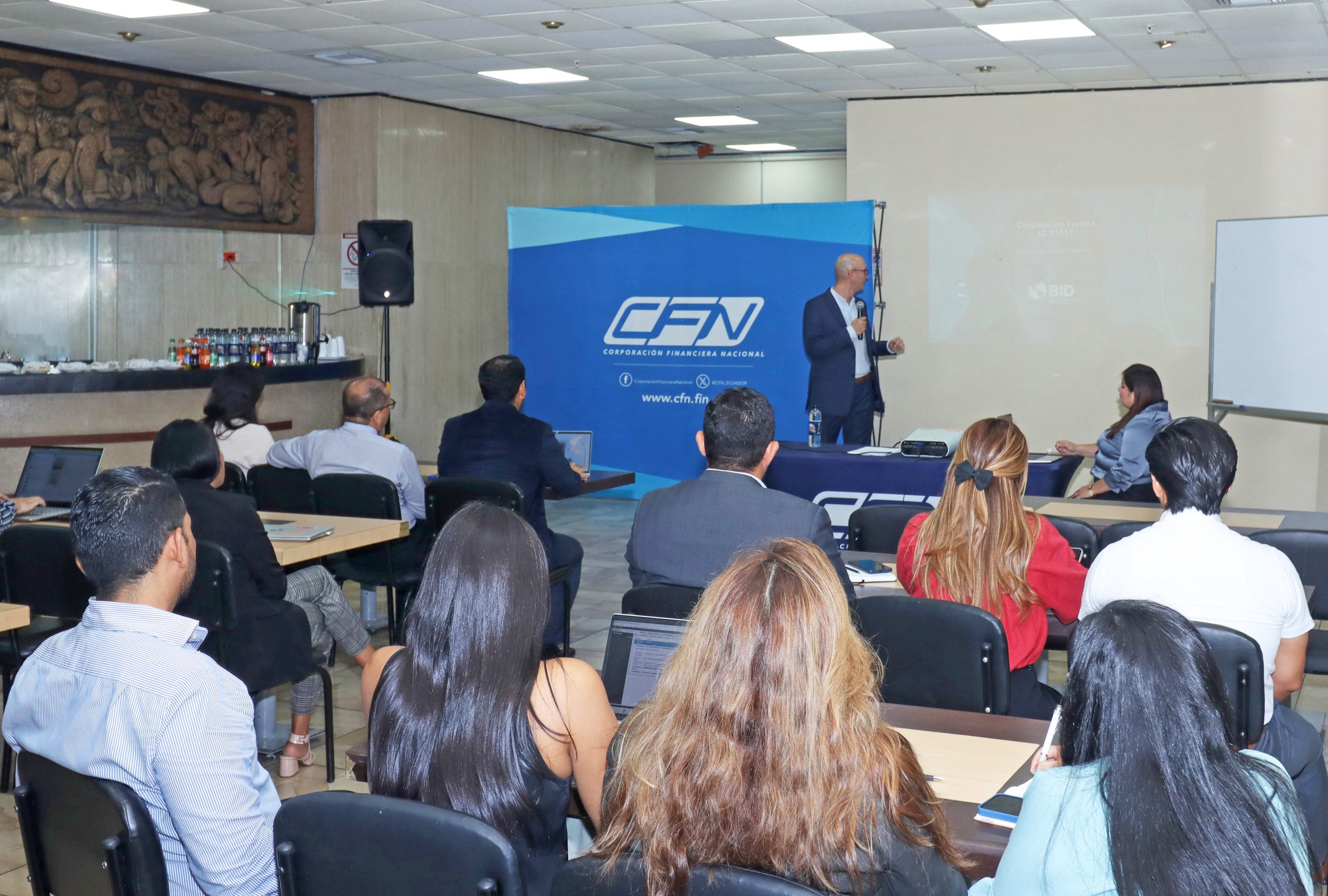 LA CFN FOMENTA EL DESARROLLO ECONÓMICO INCLUSIVO EN EL NUEVO ECUADOR