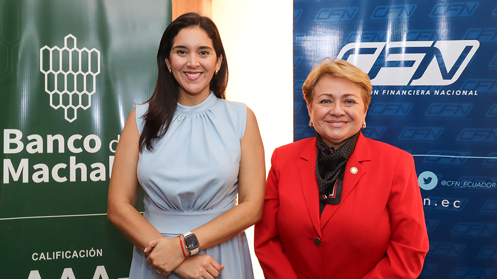 Maria isabel Moncayo, gerente general de la corporacion financiera nacional y la presidenta del banco de machala Maria ugenia Navarrete